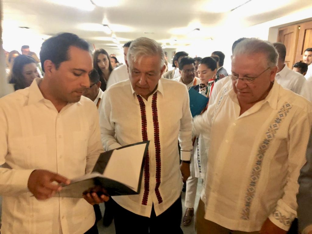 El Gobernador Mauricio Vila Dosal firma pacto para impulsar el desarrollo de Yucatán y el sur-sureste