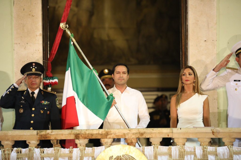 Encabeza el Gobernador Mauricio Vila Dosal la ceremonia en Yucatán del Grito de Independencia