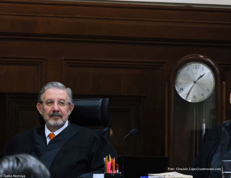 Propone ministro declarar inconstitucional consulta sobre juicio a expresidentes