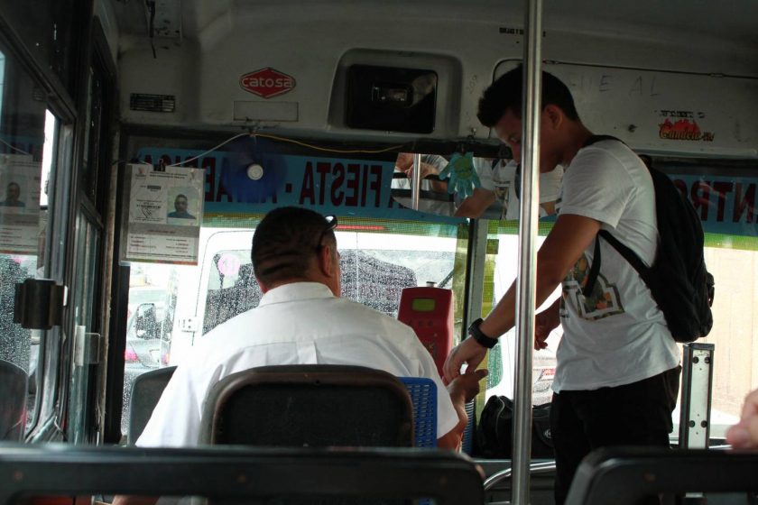 Camiones con todos los asientos llenos, entre las nuevas medidas en el transporte en Yucatán