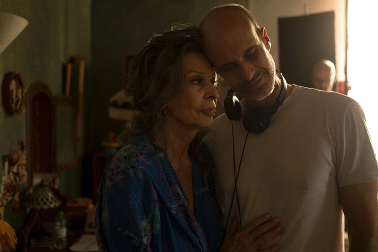 Sophia Loren vuelve al cine en La vida por delante: “Me encanta trabajar con mi hijo, tenemos un alma en común”