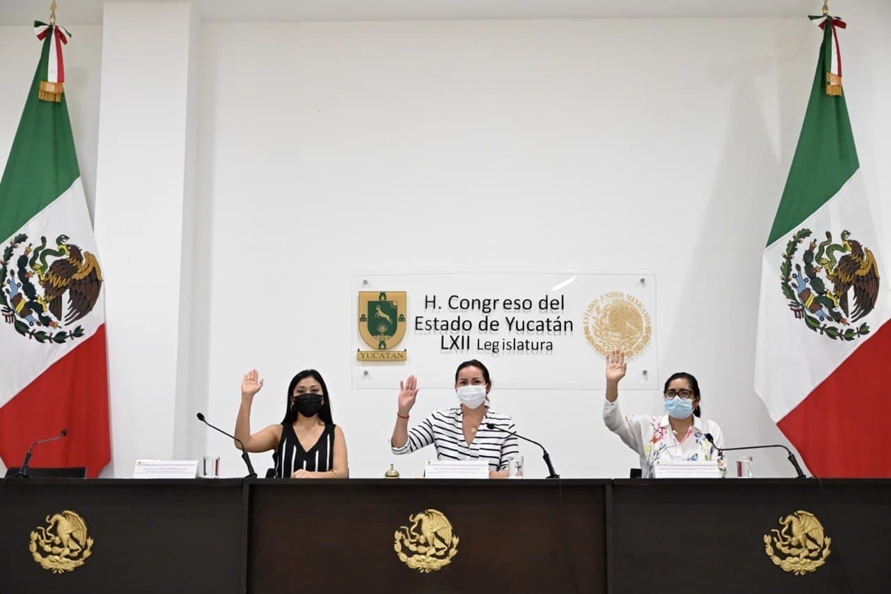 La académica Julia Pacheco Ávila, recipiendaria del Reconocimiento Consuelo Zavala Castillo