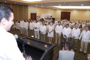 Manlio Torres, toma protesta como presidente del Colegio de Valuadores Profesionales de Yucatán