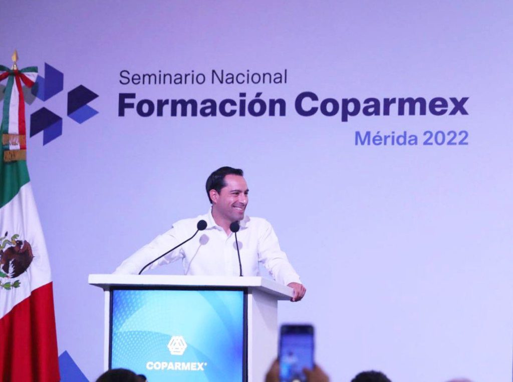 Llama el Gobernador Mauricio Vila Dosal a seguir trabajando juntos sociedad civil, iniciativa privada y cámaras empresariales para disminuir la brecha de la desigualdad social