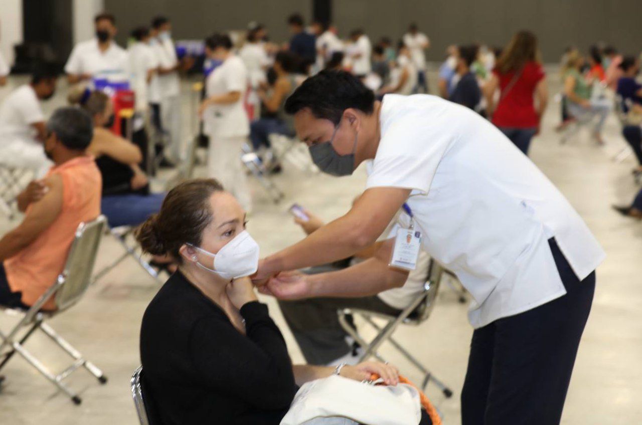 En marcha, nueva etapa de vacunación contra el Coronavirus para personas de 40 a 59 años de Mérida