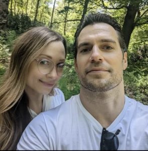 Henry Cavill con novia, es Natalie Viscuso