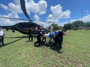 Joven embarazada de Tizimín es trasladada en el helicóptero de la SSP por complicaciones graves