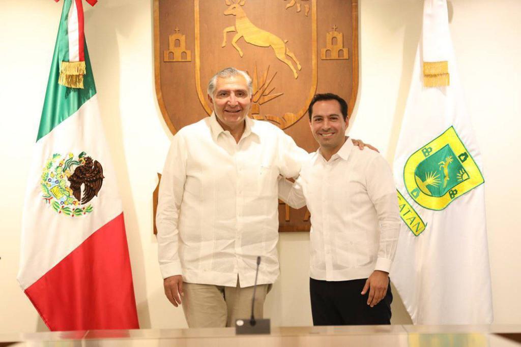 Presenta el Gobernador Mauricio Vila Dosal ante el titular de la Segob, Adán Augusto López Hernández, el proyecto Ie-tram