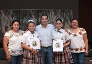 El Gobernador Mauricio Vila Dosal apoya a niñas yucatecas para que participen en el concurso internacional de ciencias en Paraguay