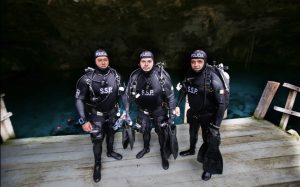 Tulum estrena equipo de policías buzos para rescates en cenotes 