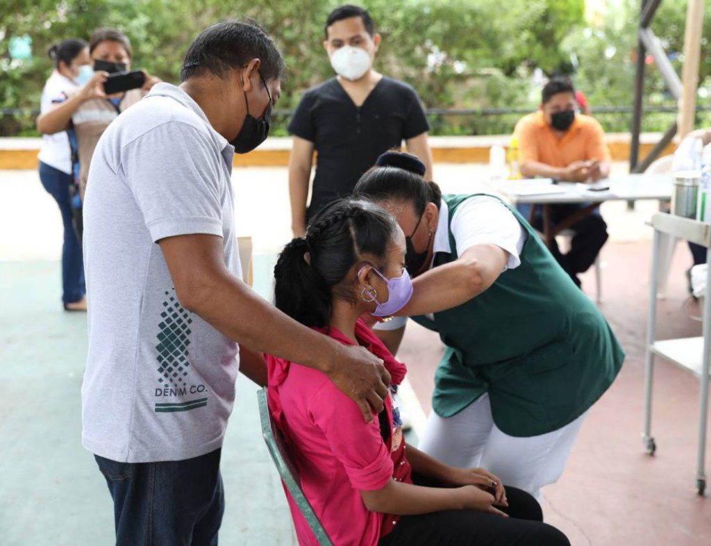 Nueva jornada de vacunación para la aplicación de la segunda dosis a niños de 5 a 11 años de edad