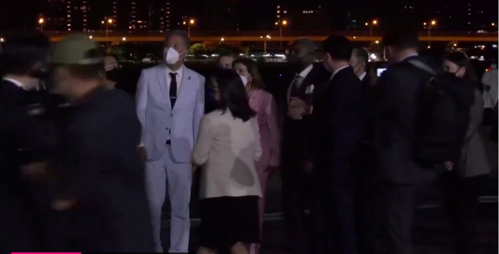 Nancy Pelosi desafía al gobierno chino y llega a Taiwán