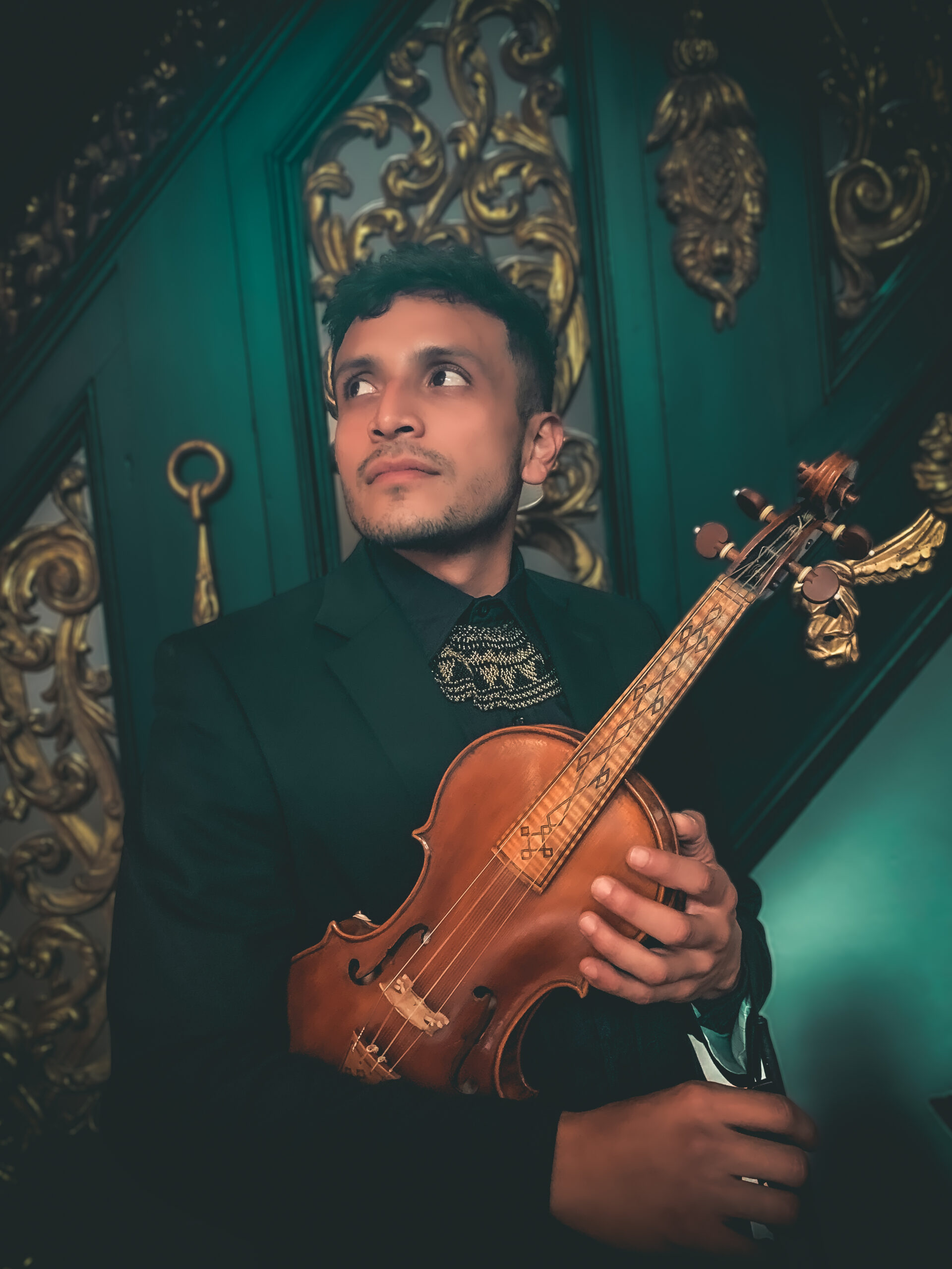 Anuncia la OSY el Concierto para violín de Mendelssohn con el solista Karim Ayala Poo