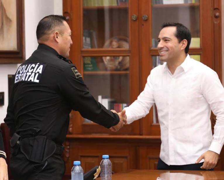 El Gobernador Mauricio Vila Dosal reconoce compromiso y lealtad de policías al servicio del estado