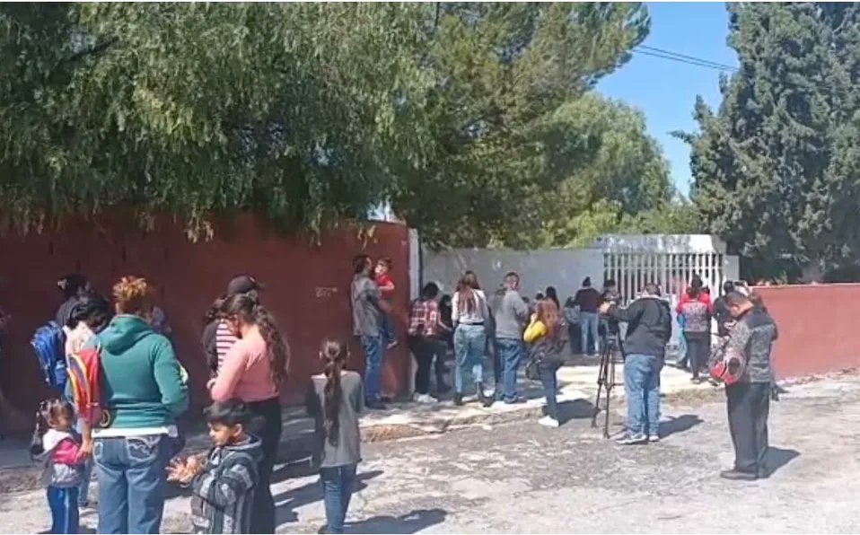 Un niño de 8 años lleva una pistola a su escuela en Coahuila y se activa protocolo de seguridad