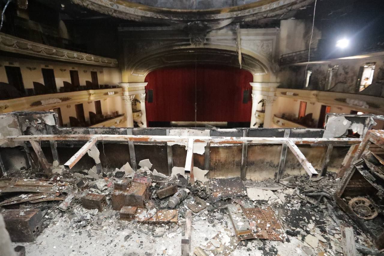 Un cortocircuito, la causa del incendio en el teatro José Peón Contreras: FGE