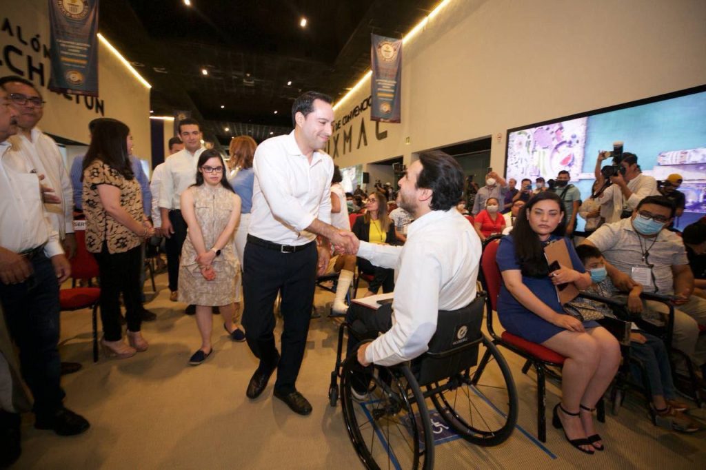 Yucatán hace historia al imponer el Récord Guinness “La mayor lección de conciencia sobre la discapacidad”