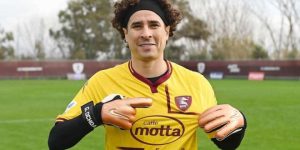 El Salernitana de Italia confirma el fichaje de Memo Ochoa