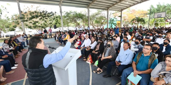 Más acercamiento con las escuelas de las comisarías de Mérida