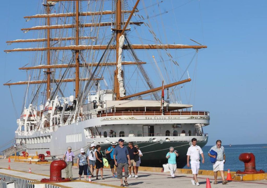 Llega a Progreso el crucero de vela Sea Cloud Spirit, uno de los más grandes del mundo