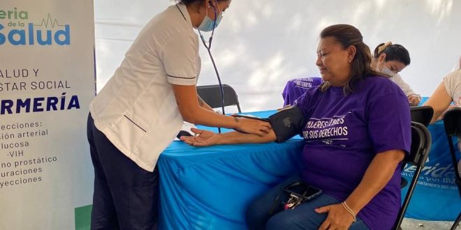 Realizan la Feria de la Salud para la Mujer en Mérida