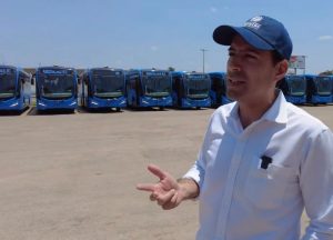  Presenta Vila las nuevas unidades que brindarán servicio a las rutas Las Américas, del Sistema “Va y ven”