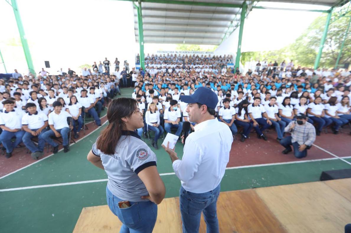 A través de “Yucatán Digital”, más estudiantes de Mérida están teniendo acceso a internet gratuito