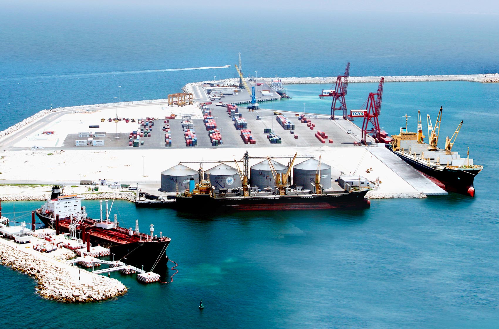 Morena Yucatán reconoce la importancia de la modernización del Puerto de Altura