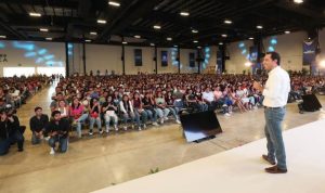 Vila Dosal se reunió con las alumnas y alumnos de diversas universidades y escuelas superiores