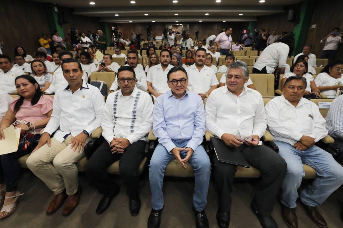 Se deben distribuir los libros de texto gratuitos pues no hay orden judicial en contra para Yucatán