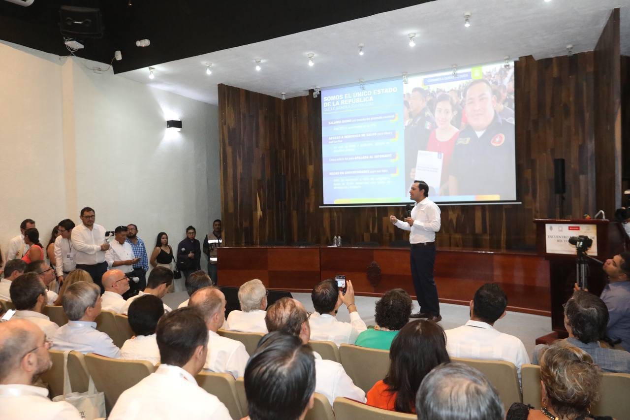 Rectores del país reconocen el trabajo que Yucatán realiza en materia de educación y de profesionalización de jóvenes