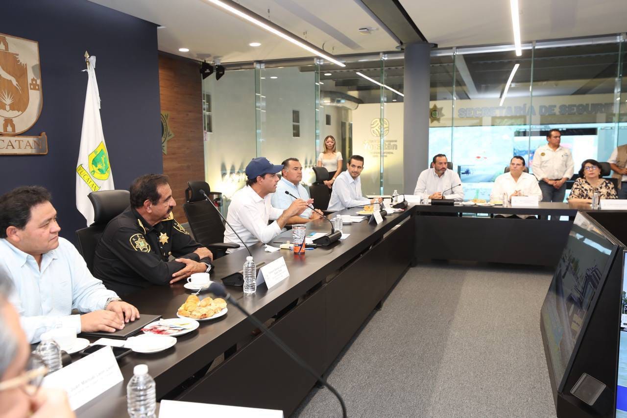 Vila convoca a directores y rectores de universidades a seguir trabajando juntos por Yucatán