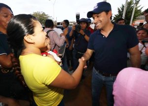 Familias de Calotmul mejoran su calidad de vida con apoyo de Vila Dosal