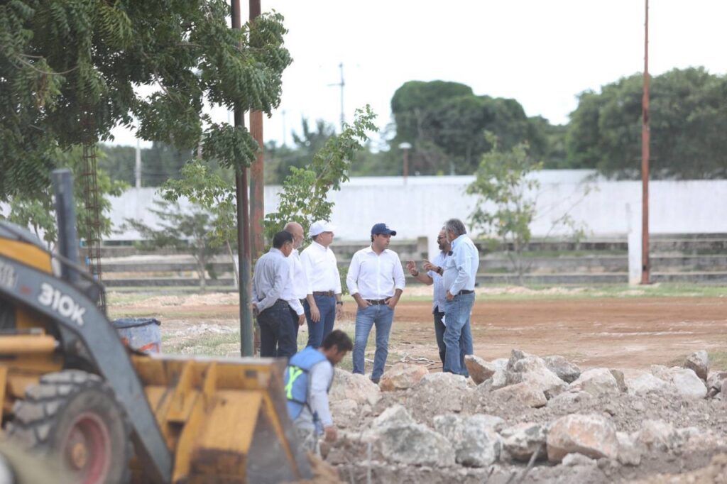 Trabajos de remodelación y modernización de la Unidad Deportiva del Sur “Henry Martín” avanzan a buen ritmo