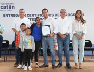 El Gobernador Mauricio Vila Dosal sigue transformando la vida de familias yucatecas otorgando certeza patrimonial