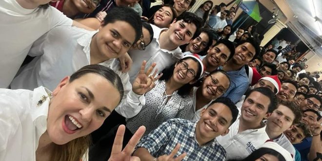 Cecilia Patrón hace equipo con los jóvenes por una sola Mérida