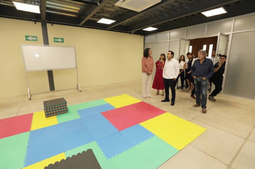 Entrega Vila Dosal los trabajos de construcción y modernización de la Universidad de las Artes de Yucatán (UNAY)