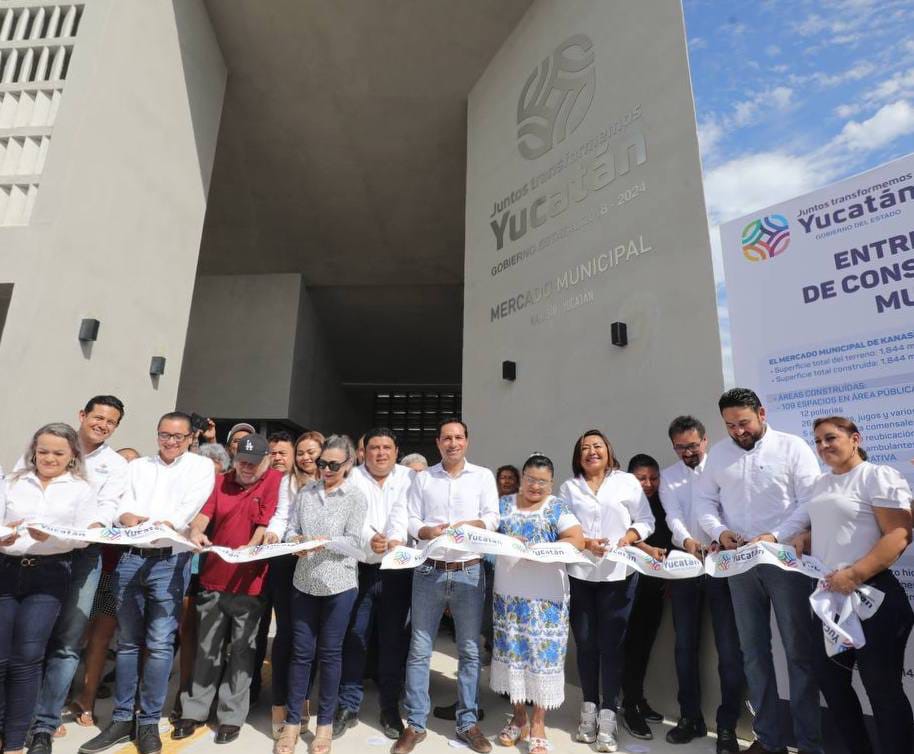 Con renovado mercado y la rehabilitación de Centros Comunitarios Deportivos, Vila Dosal transforma la vida de la gente de Kanasín