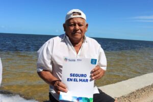 La gente del mar es respaldada por el Gobernador Vila durante la veda del mero