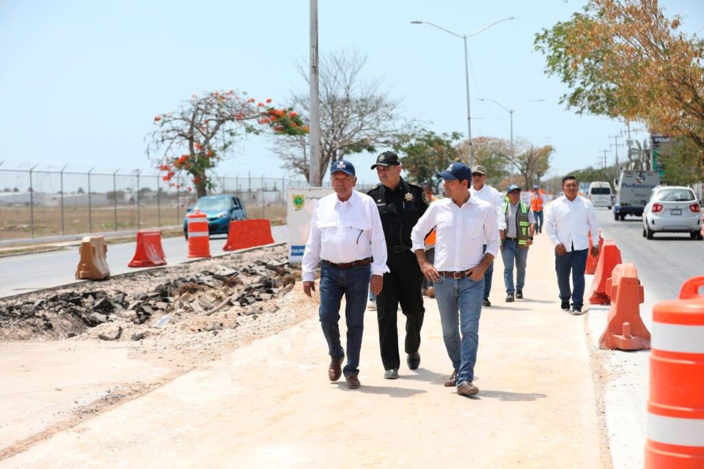 Vila supervisó las obras del corredor Mérida-Centro-Umán donde transitará el Ie-Tram