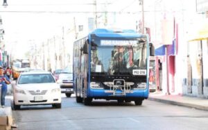 Con nuevas unidades híbridas, la transformación del transporte en Yucatán no se detiene