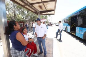 Vila supervisa las rutas del Sistema de Transporte Va y Ven que prestan servicio en el Sur de Mérida