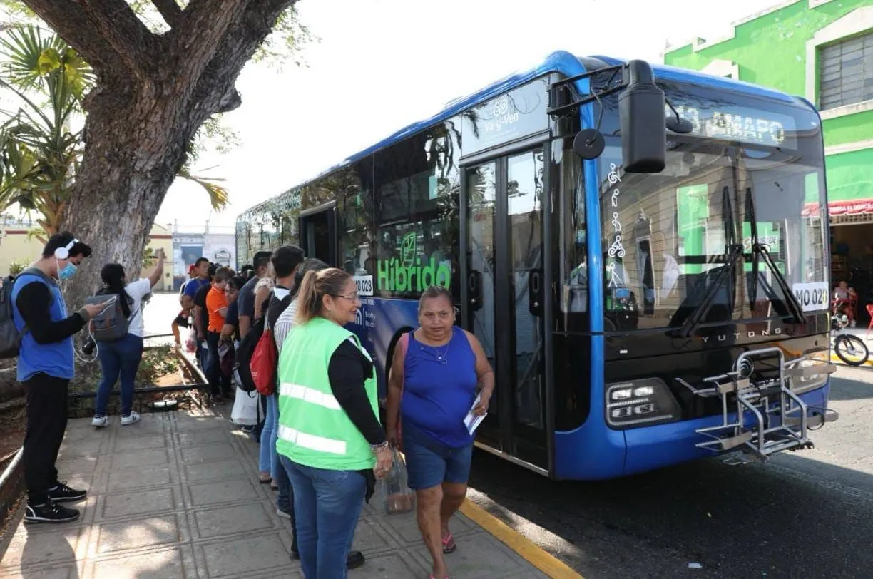 Reubican paraderos en Mérida por el Paseo de las Ánimas