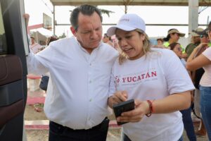 Díaz Mena agradece apoyo para afectados por Huracán Milton en Yucatán