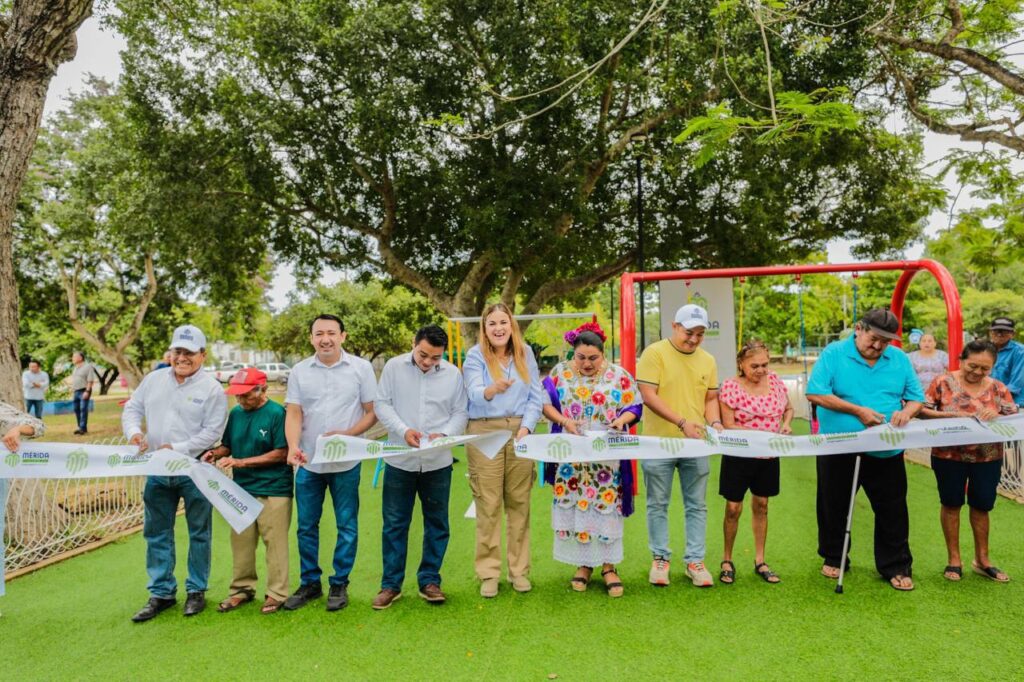 Cecilia Patrón entrega nuevos parques para infancias más felices en Mérida