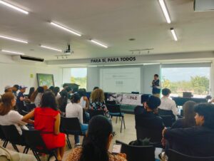 Fomentan cultura de paz en la Universidad Modelo Valladolid