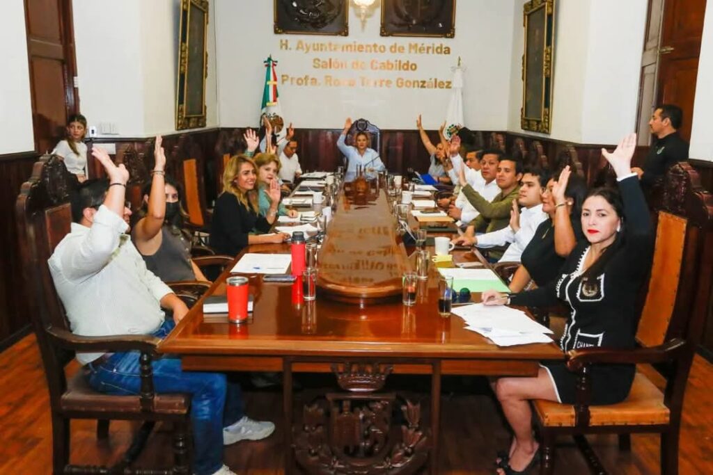 Cabildo aprueba consejos consultivos para un gobierno más incluyente