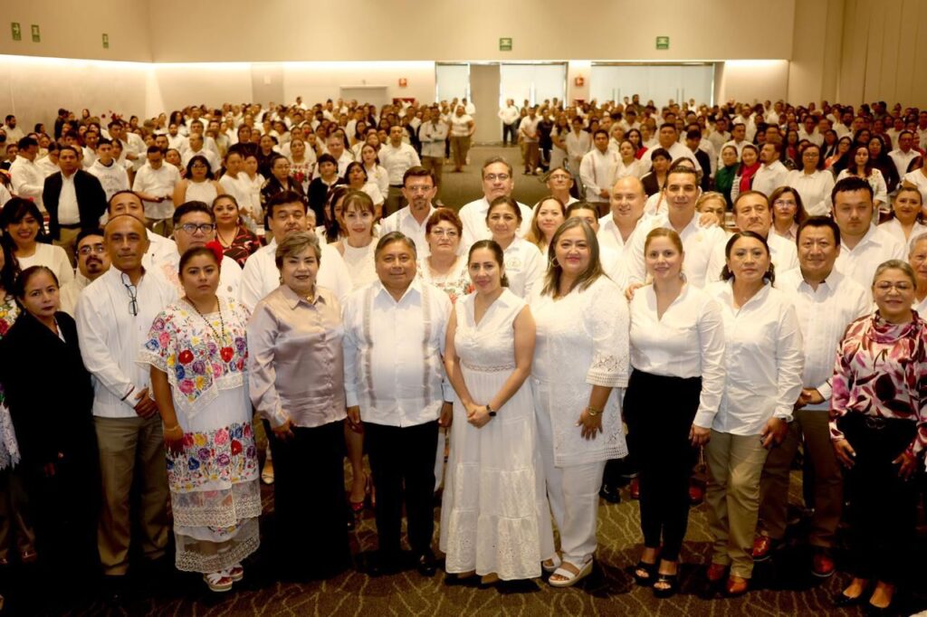 Yucatán impulsa nuevo sistema para maestras y maestros