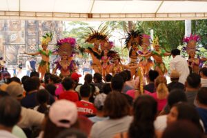 Cientos festejan los 15 años de Animaya