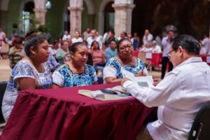 Palacio de Gobierno vuelve a ser del pueblo